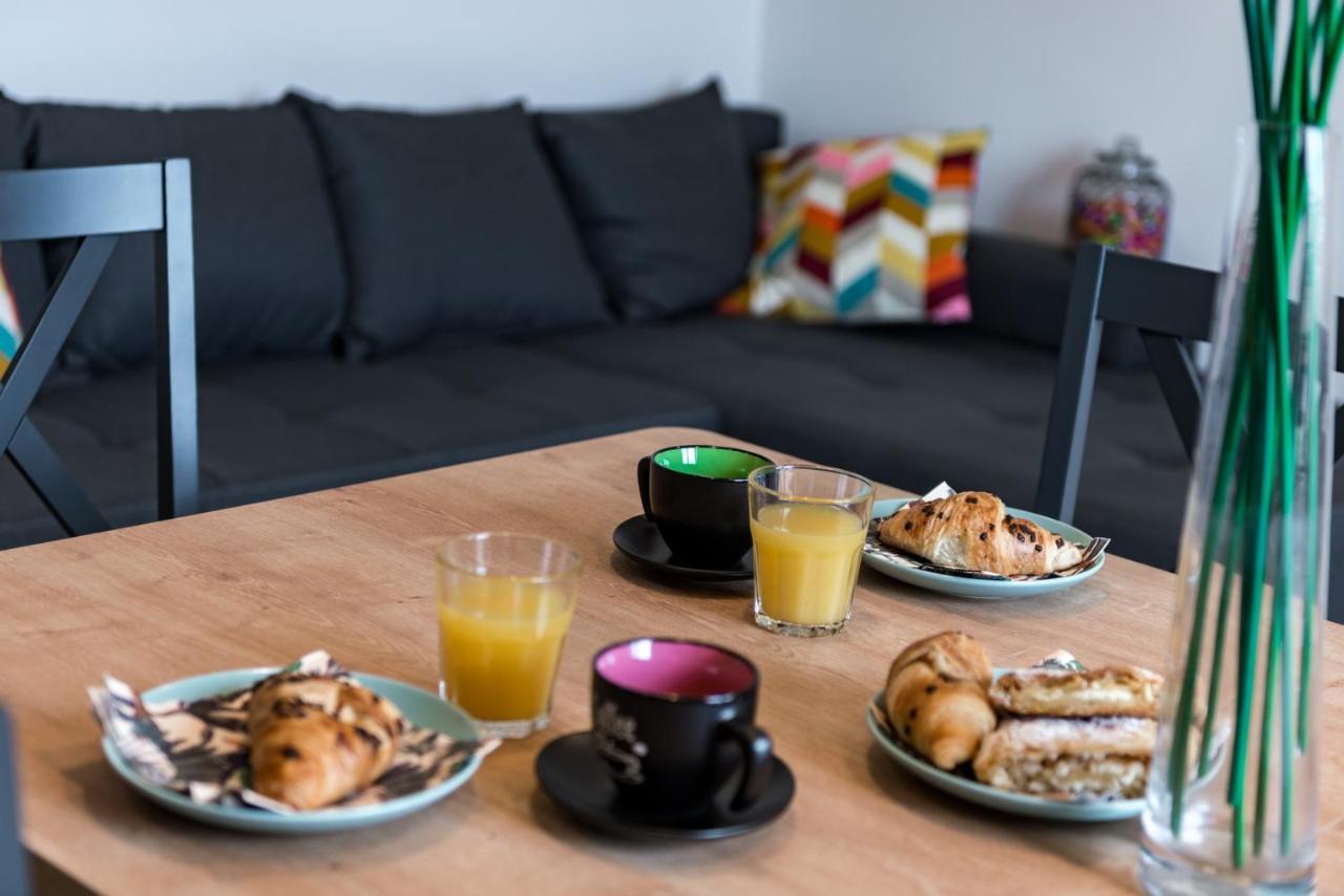Pinegrove Apartment *